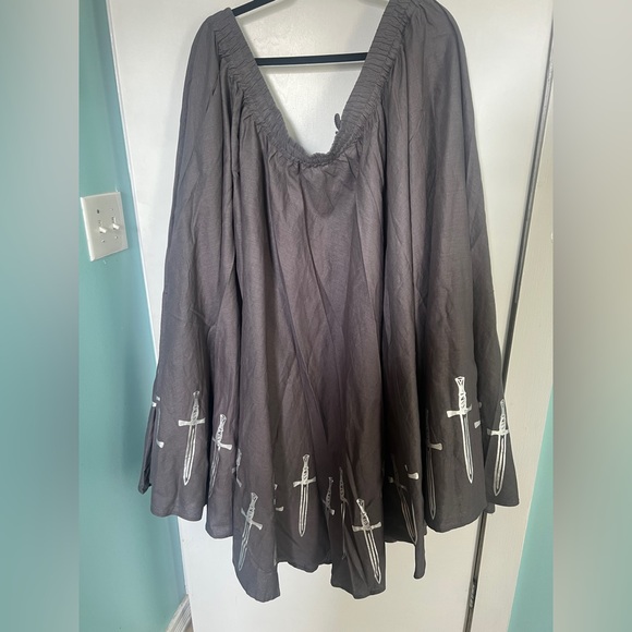 Lady Epi Dresses & Skirts - Lady Epi block-printed sword skirt 3X/4X NWT